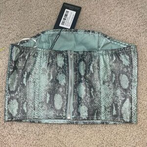 PrettyLittleThing Blue Snake Print Bandeau Top 2